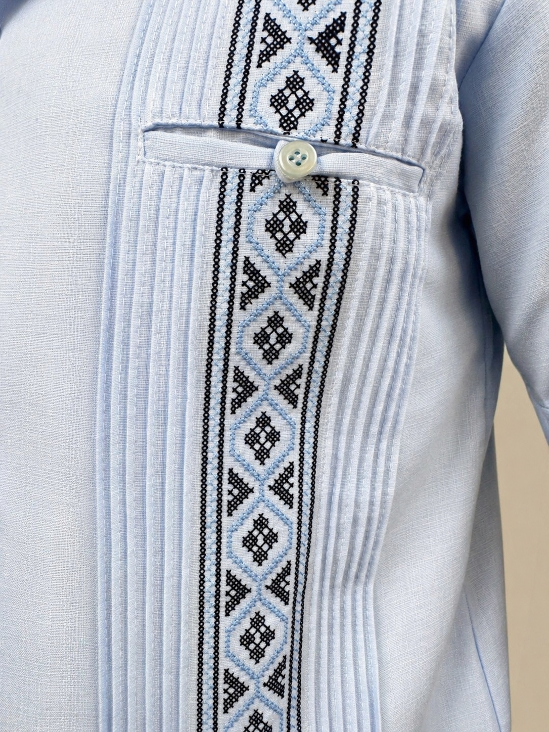 Men's Embroidered Traditional Light Blue Guayabera