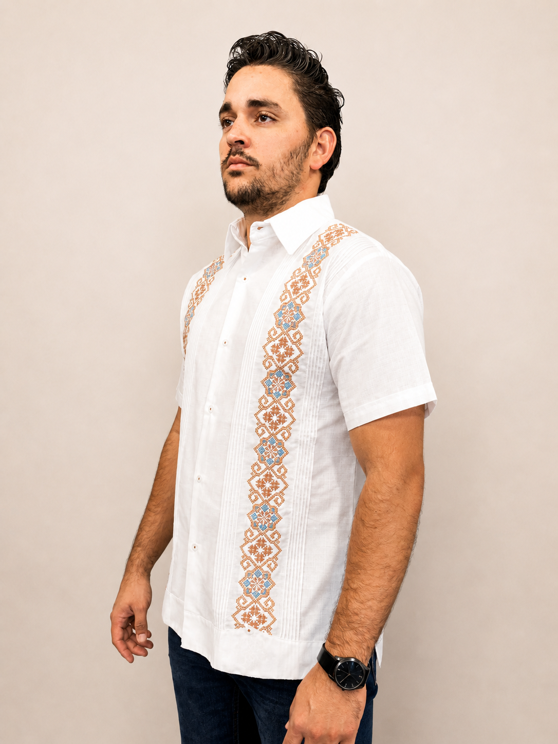Guayabera Hombre Blanca Bordado Tierra y Azul