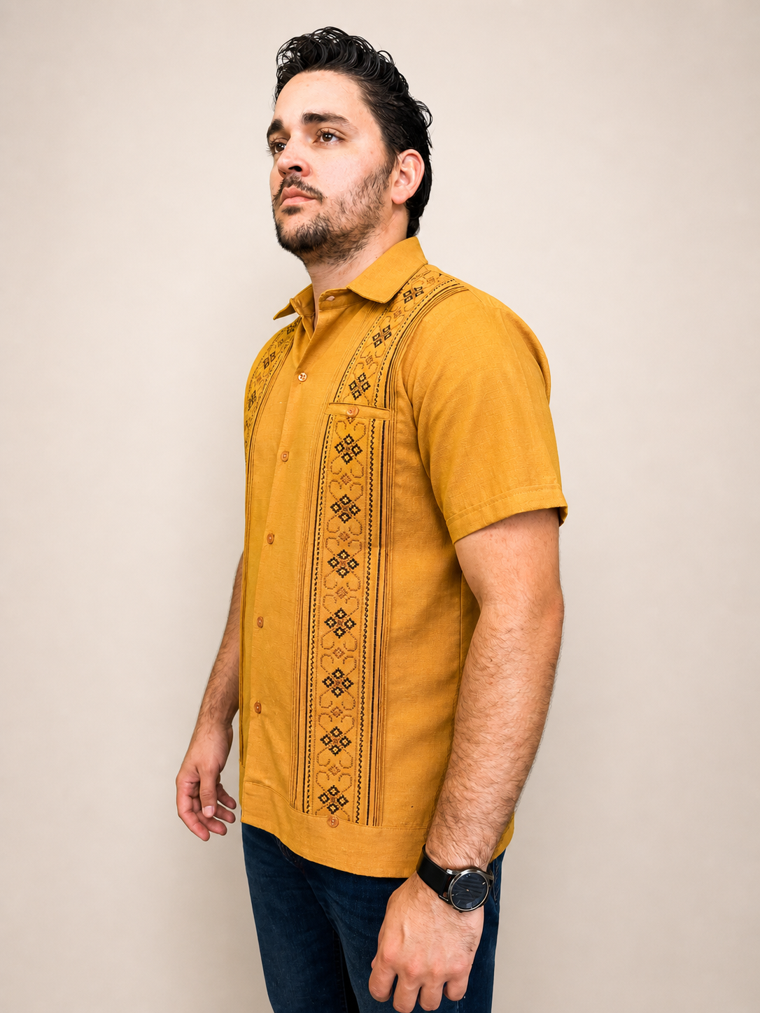 Guayabera Hombre Mostaza Bordado Tradicional Negro